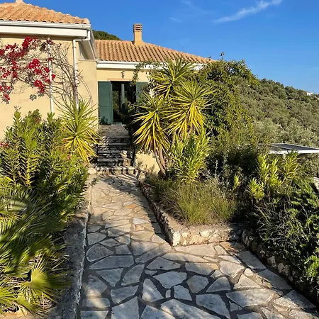 Amouso Villa *